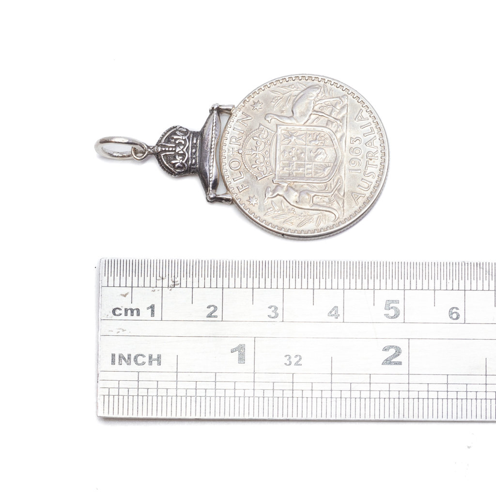 Vintage Sterling Silver Crown Pendant with 1963 Australia Florin #63240 Vintage Sterling Silver Crown Pendant with 1963 Australia Florin #63240 - Image 3
