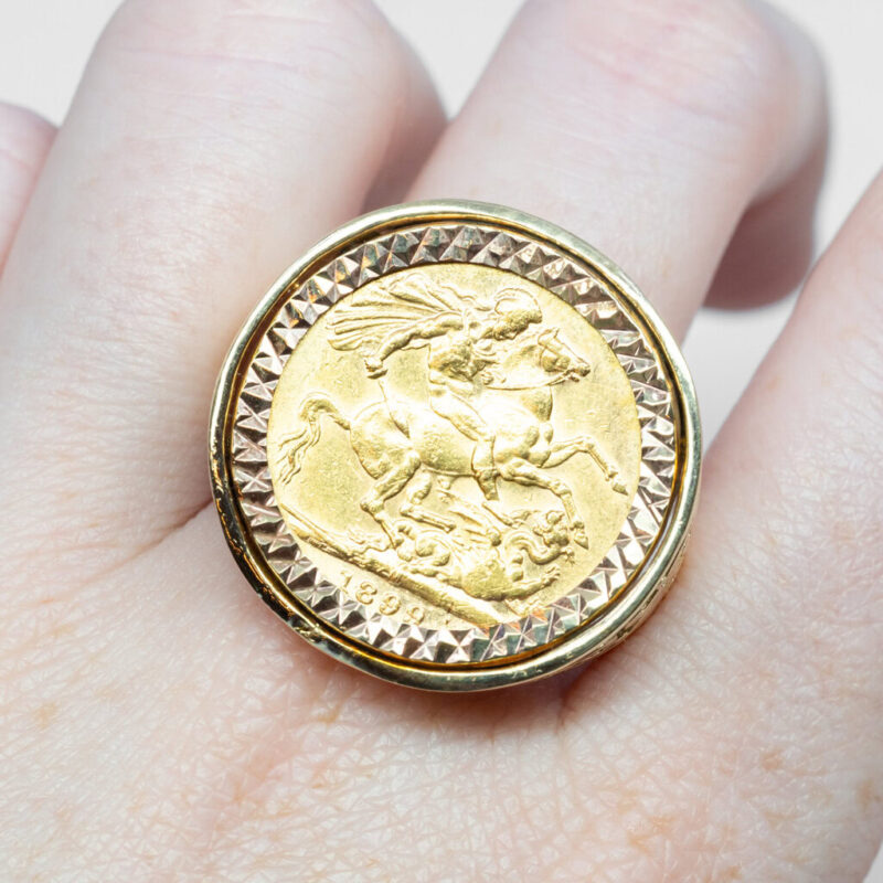 22ct Gold 1899 Full Sovereign Coin in 9ct Gold Ring Z+ 3 #51853 - Image 2