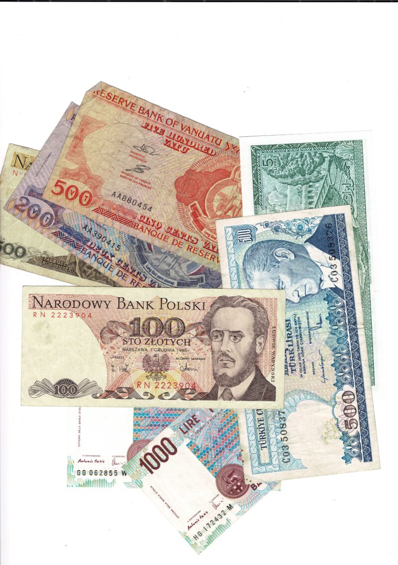 Mixed Collection of World Bank Notes (vanuatu Poland Italy Turkey Poland Lebanon) #59287-27