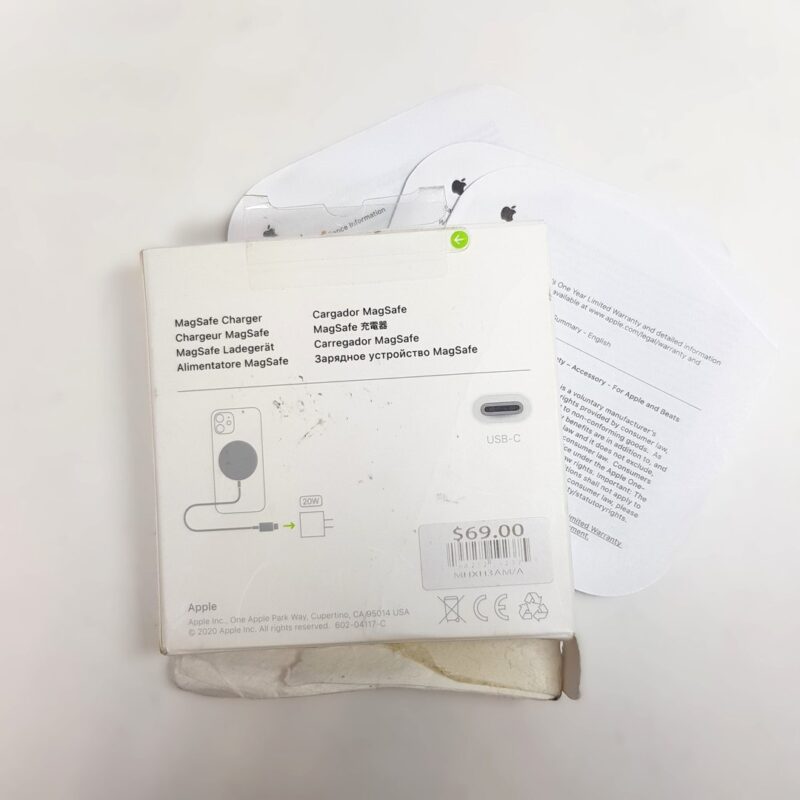 Genuine Apple Magsafe Wireless Charger - White MHXH3AM/A (Near-New in Box)