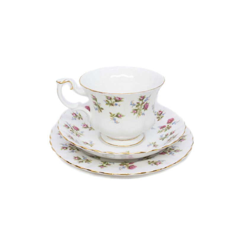 Royal Albert Trio Cup & Plate Saucer Set Winsome Floral Pattern #62846