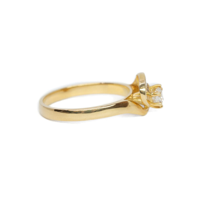 18ct Yellow Gold Diamond Ring with Baguette Diamond Accents Size M 1/2 #63601