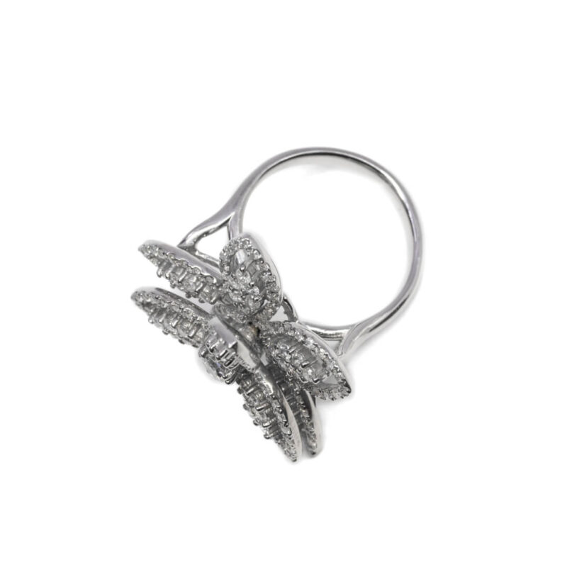 18ct White Gold 2ct TW Diamond Flower Ring Val $6500 #63074