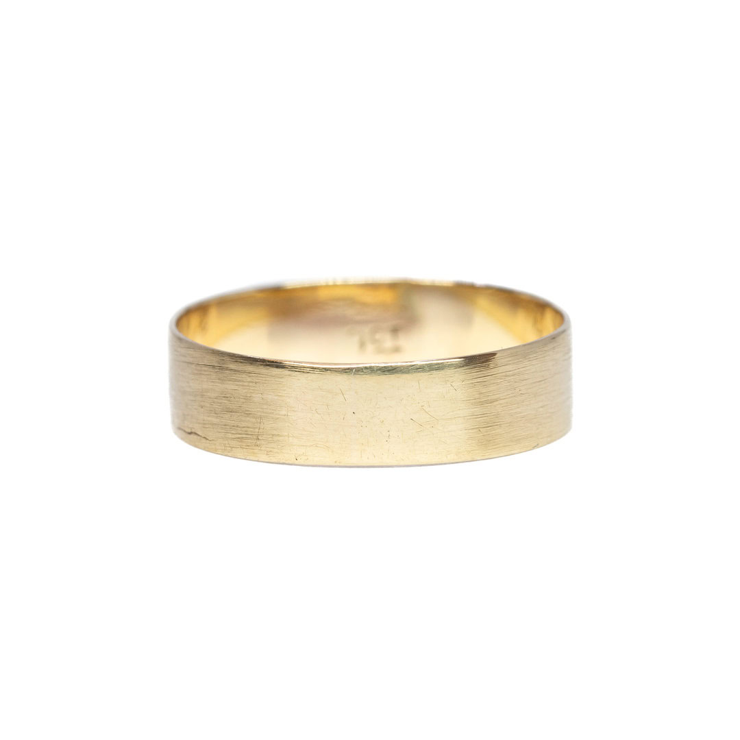 9ct Yellow Gold Brushed Wide Band Ring Size M #63115 9ct Yellow Gold Brushed Wide Band Ring Size M #63115
