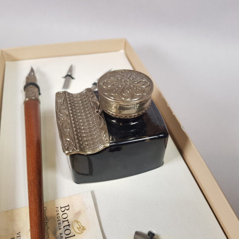 Bortoletti Writing SET61 Wooden Pen Inkwell (with Ink) Penrest & Blotter #45526