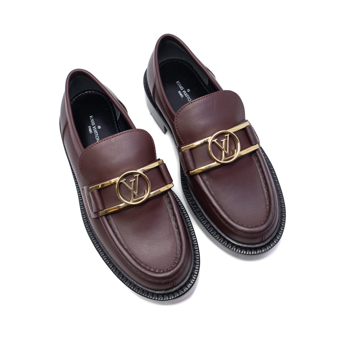 Louis Vuitton Academy Loafers | Bordeaux Red Brown Calf Leather | Gold LV  Dauphine Hardware | EU 36 #63825 - Monty's