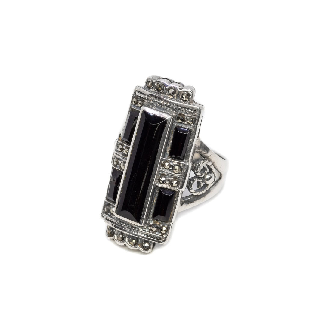 Vintage Sterling Silver Onyx & Marcasite Ring Size P #9636-37