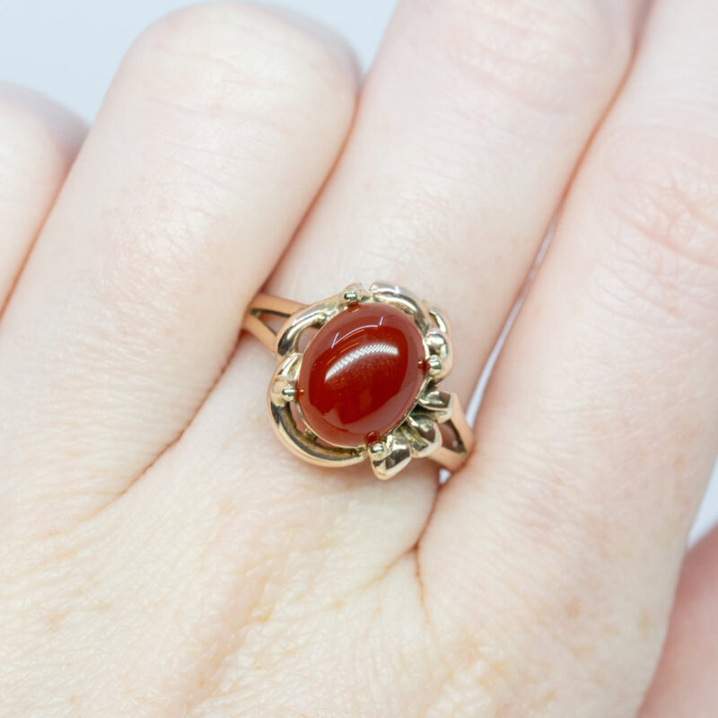 9ct Yellow Gold Carnelian Cabochon Cocktail Ring Size M #63338 - Image 2