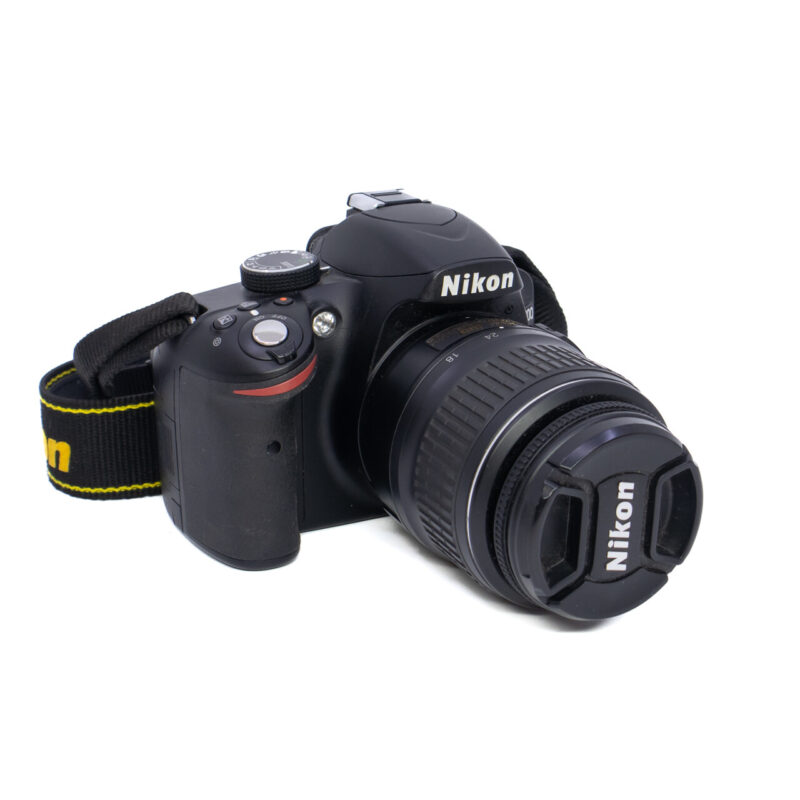 Nikon D3200 DSLR 24.2MP Digital Camera w. AF-S Nikkor 18-55 Mm 3.5-5.6G VR LENS #63191