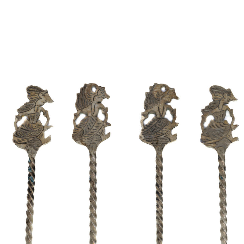 Set of 4 Vintage 800 Silver Teaspoons Ornate Mythical Creatures & Leaf Design #63800