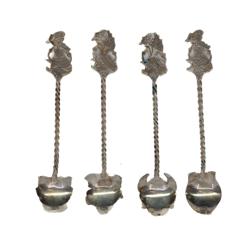 Set of 4 Vintage 800 Silver Teaspoons Ornate Mythical Creatures & Leaf Design #63800