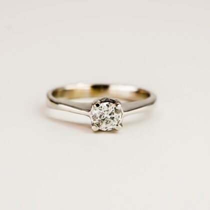 18ct White Gold 0.35ct Diamond Solitaire Ring - Size J #64675