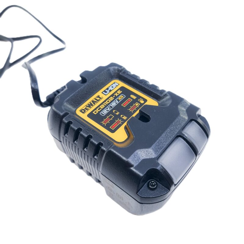 Dewalt Dcb1102-Xe 12 v 18 v 2 Amp Compact Wall Mount Li-Ion Battery Charger #64590