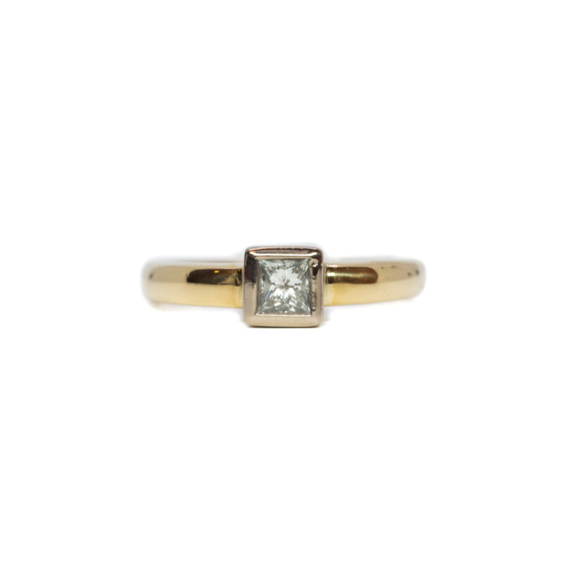 18ct Yellow Gold Princess Cut Diamond Solitaire Ring Size J 1/2 #64672