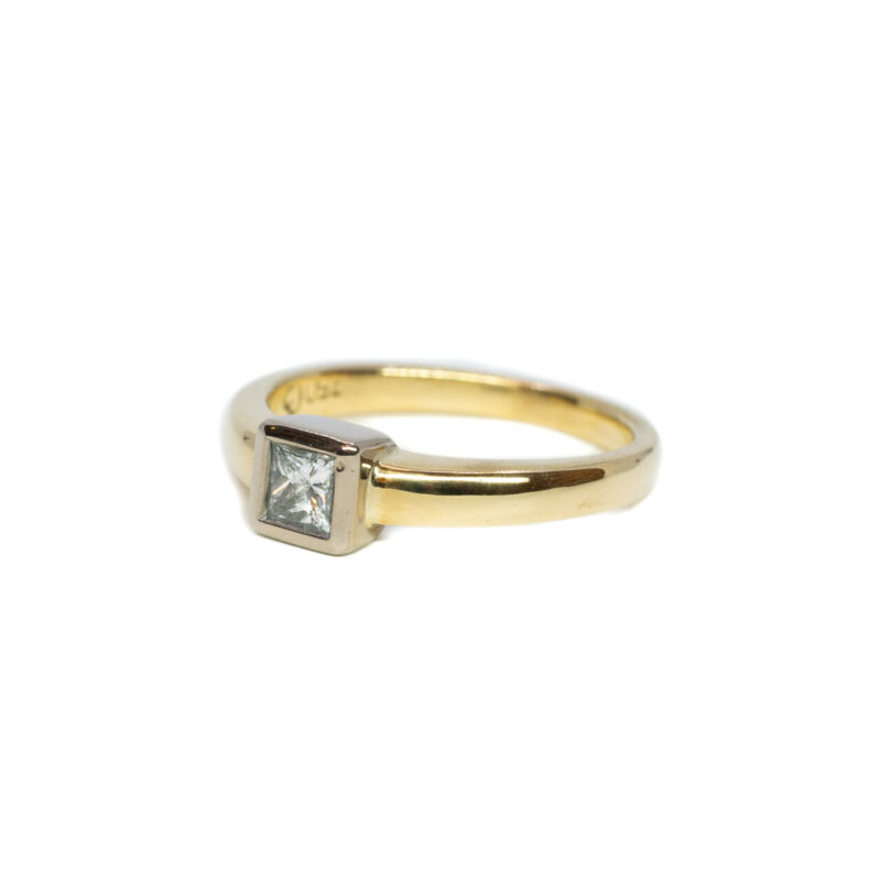 18ct Yellow Gold Princess Cut Diamond Solitaire Ring Size J 1/2 #64672