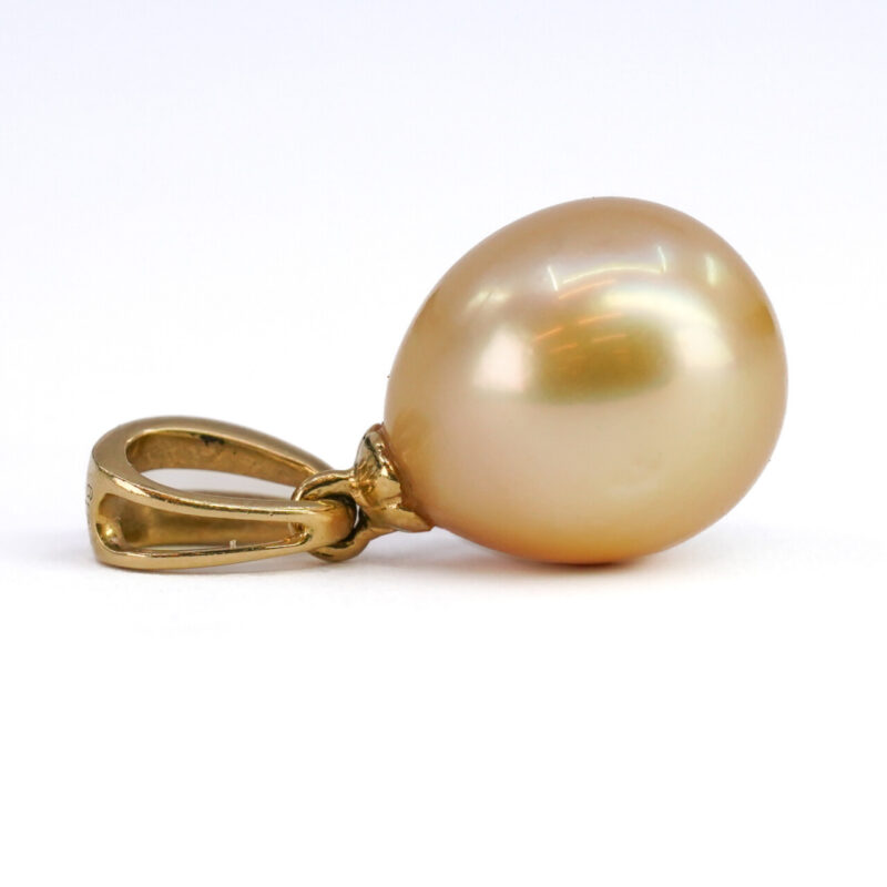 18ct Yellow Gold Cultured Gold Pearl Pendant #64940