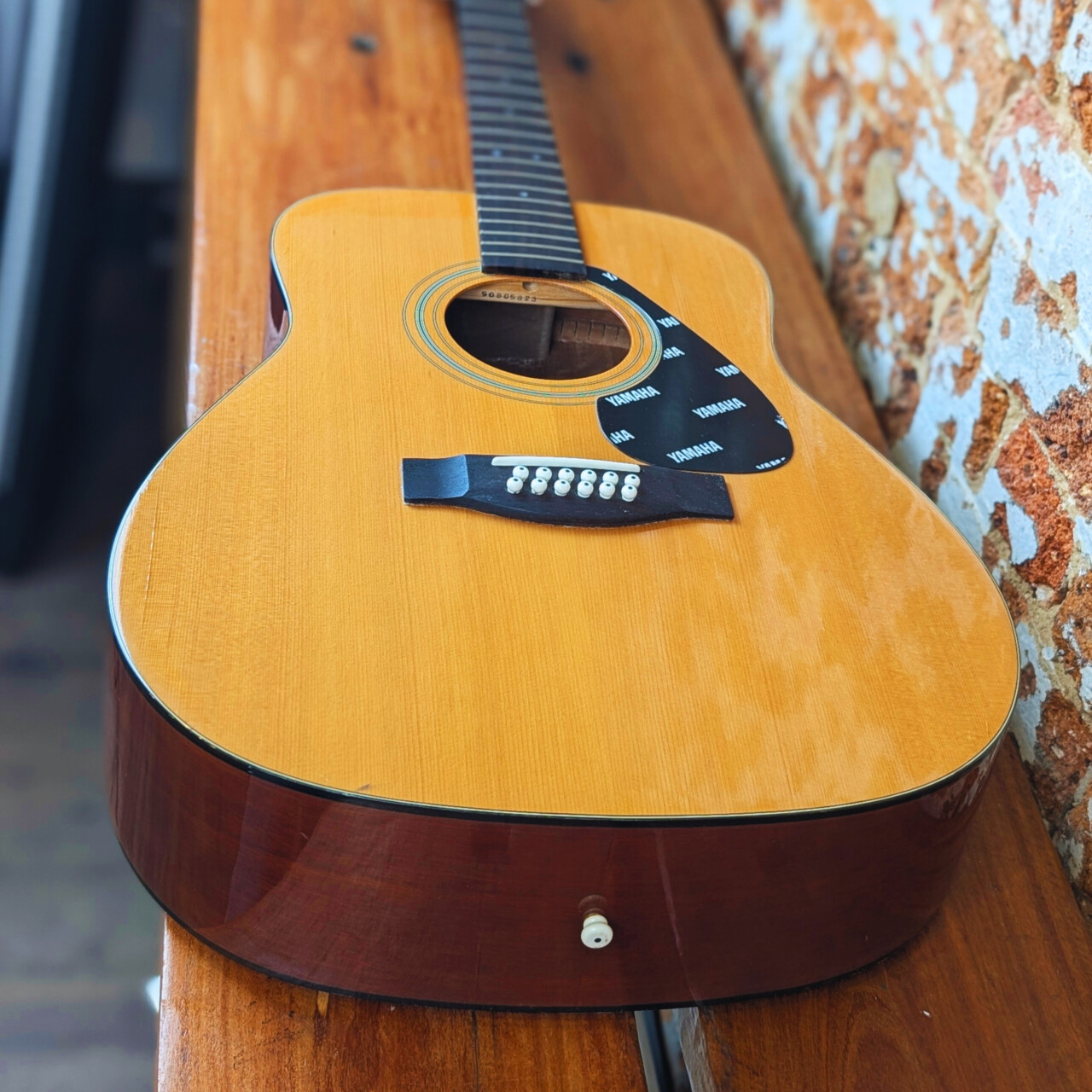 Yamaha FG-412-12 12 String Natural Acoustic / Classic Big Body