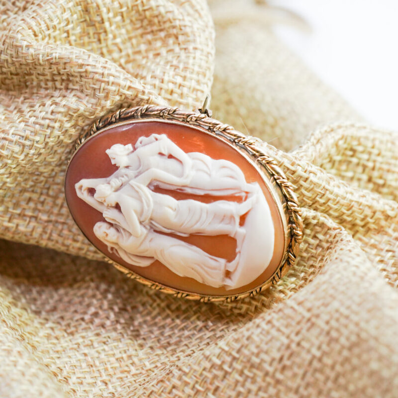 Cameo Brooch / Pendant in 9ct Yellow Gold #64373