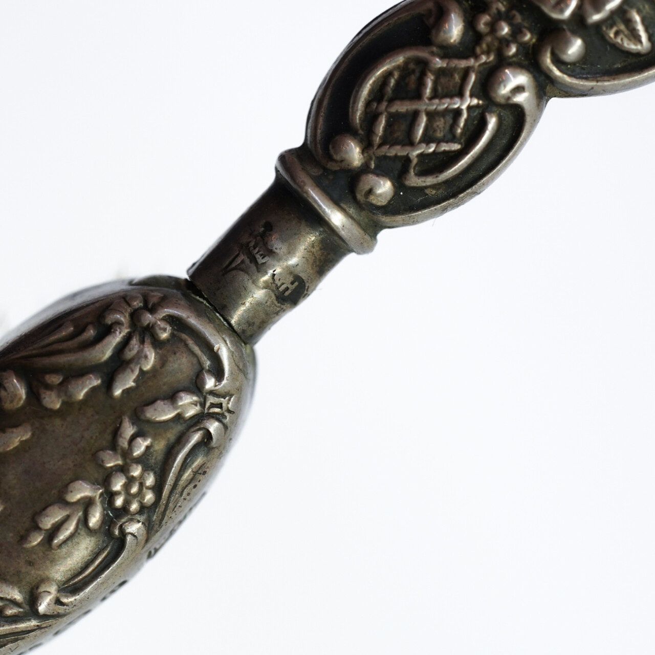 Antique Art Nouveau Sterling Silver Tooth Brush W&H C.1904 #65266 Antique Art Nouveau Sterling Silver Tooth Brush W&H C.1904 #65266 - Image 4