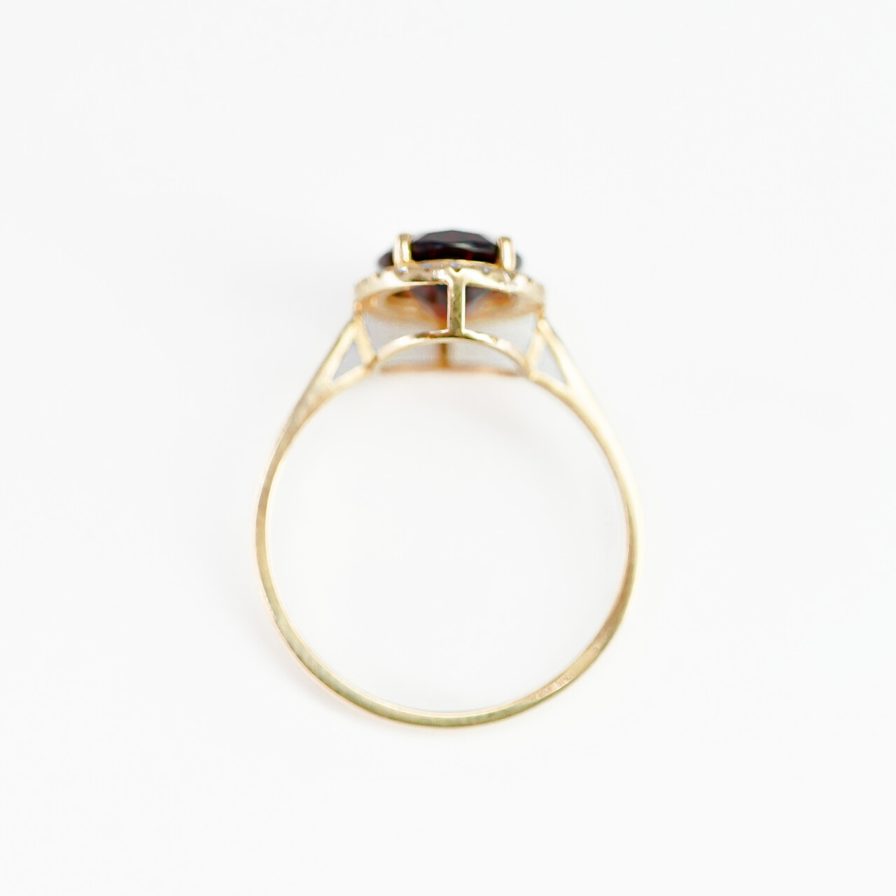 18ct Yellow Gold 2.10ct Oval Garnet & Diamond Halo Ring Size L 1/2 #57589 18ct Yellow Gold 2.10ct Oval Garnet & Diamond Halo Ring Size L 1/2 #57589 - Image 9