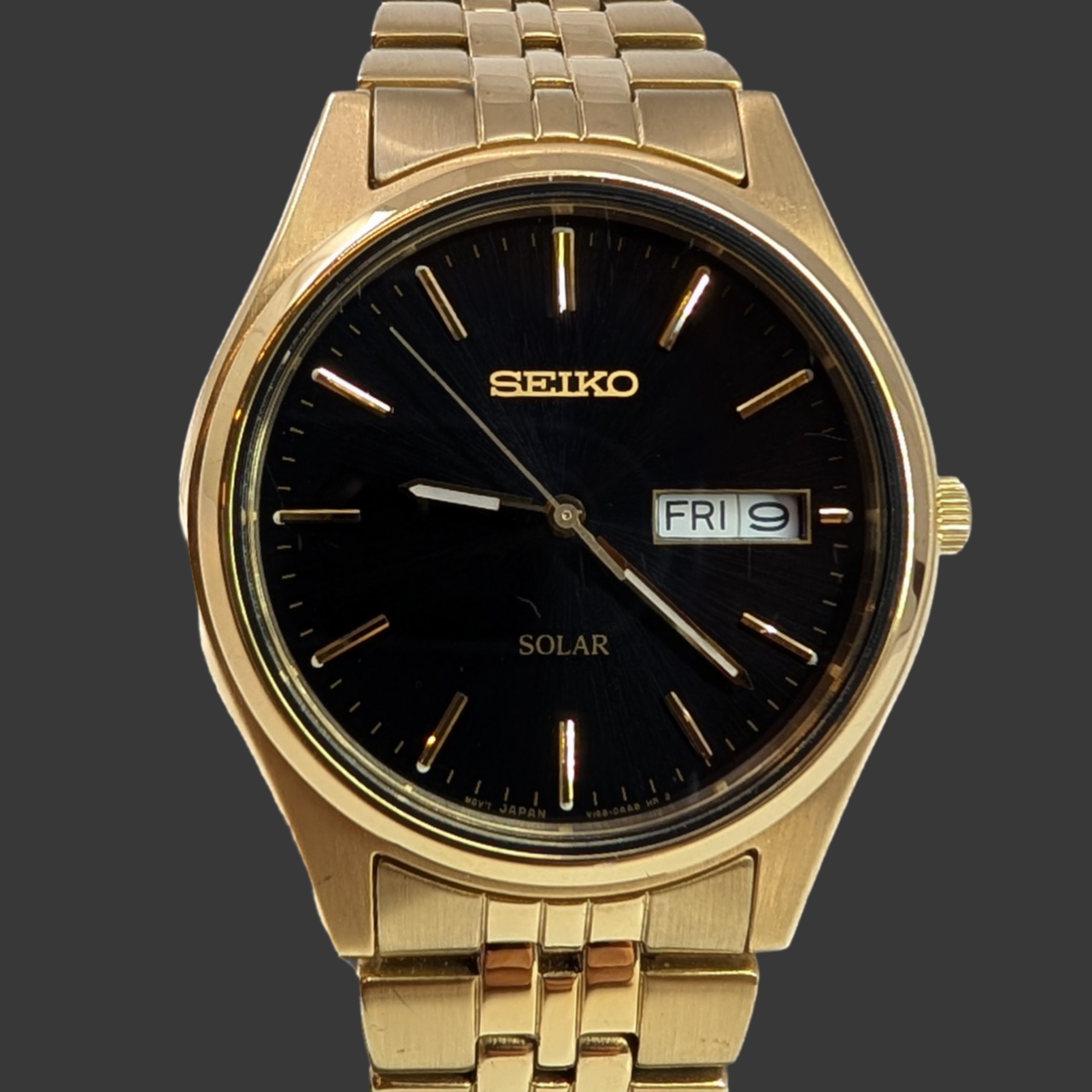 Seiko V158-0AA0 Gold Solar Gents Watch 37mm - Near-New Condition