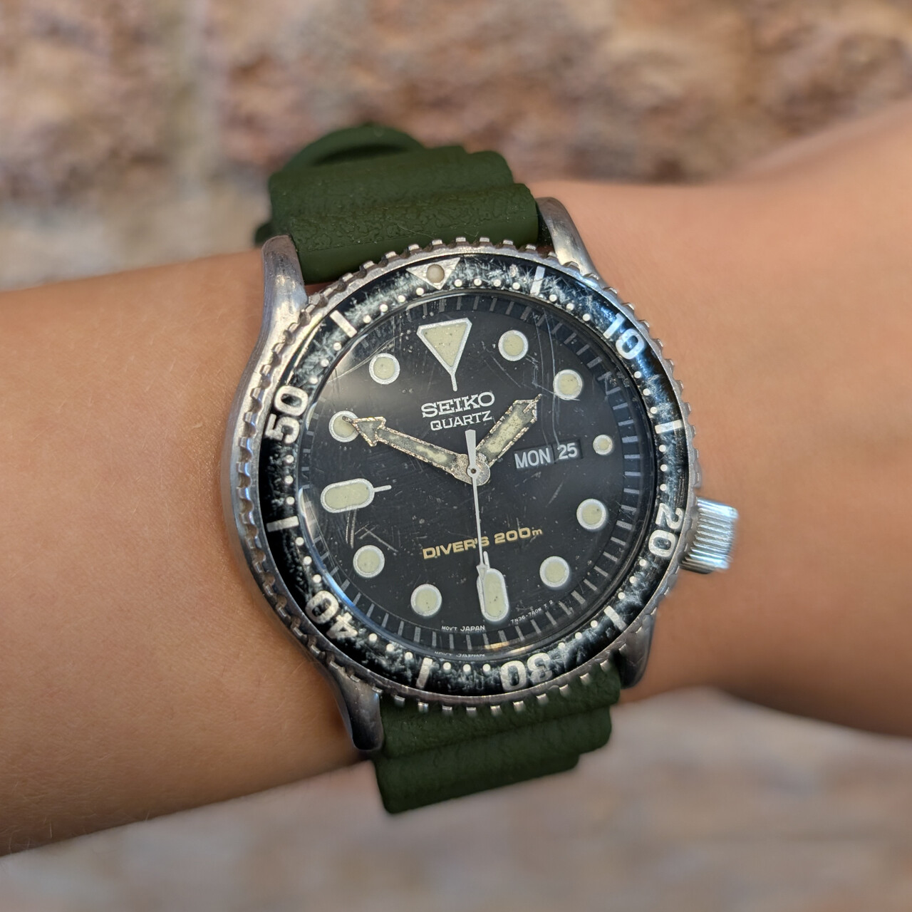 Seiko 7N36-7A00 Quartz 42mm Divers 200m Watch #65029 - Monty