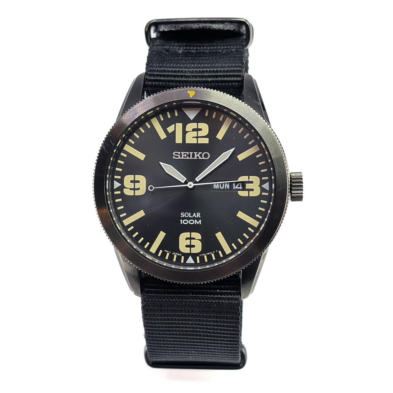 Seiko Solar V158-0AD0 Day-Date 100M 43mm Black Watch #65027 - Monty's