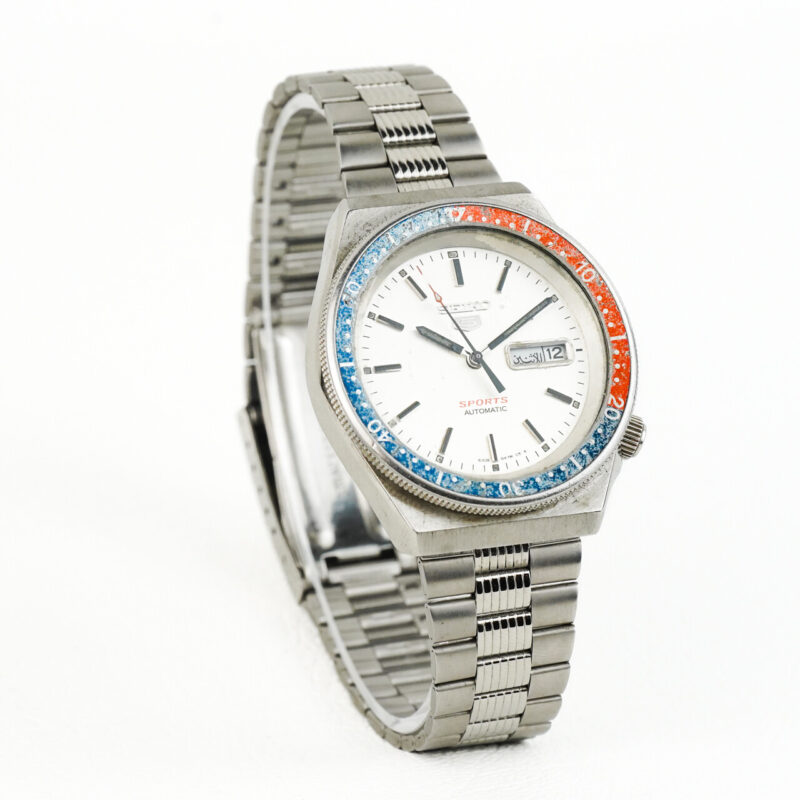 Vintage Seiko 5 Sports Diver Pepsi Bezel 8309-836A Automatic Watch C.1982 #65463 - Image 4