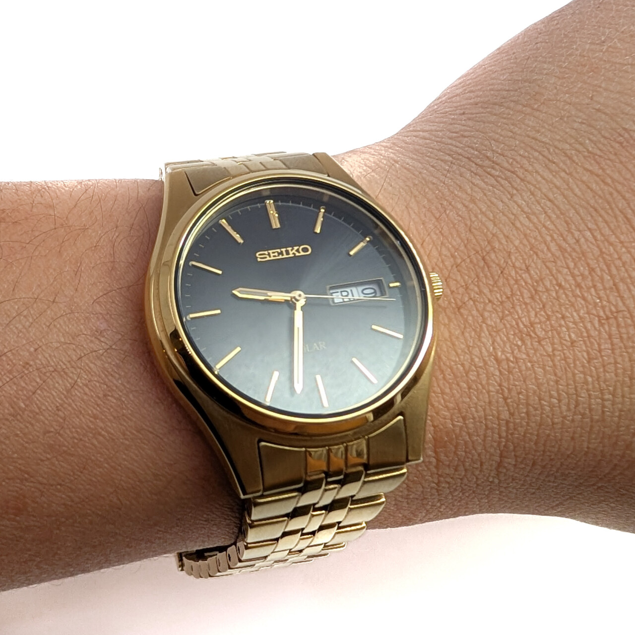 SEIKO セイコー SOLRA ソーラー V158-0AA0 腕時計 Seiko Solar Quartz Day-Date V158-0AA0 - Original Box – The