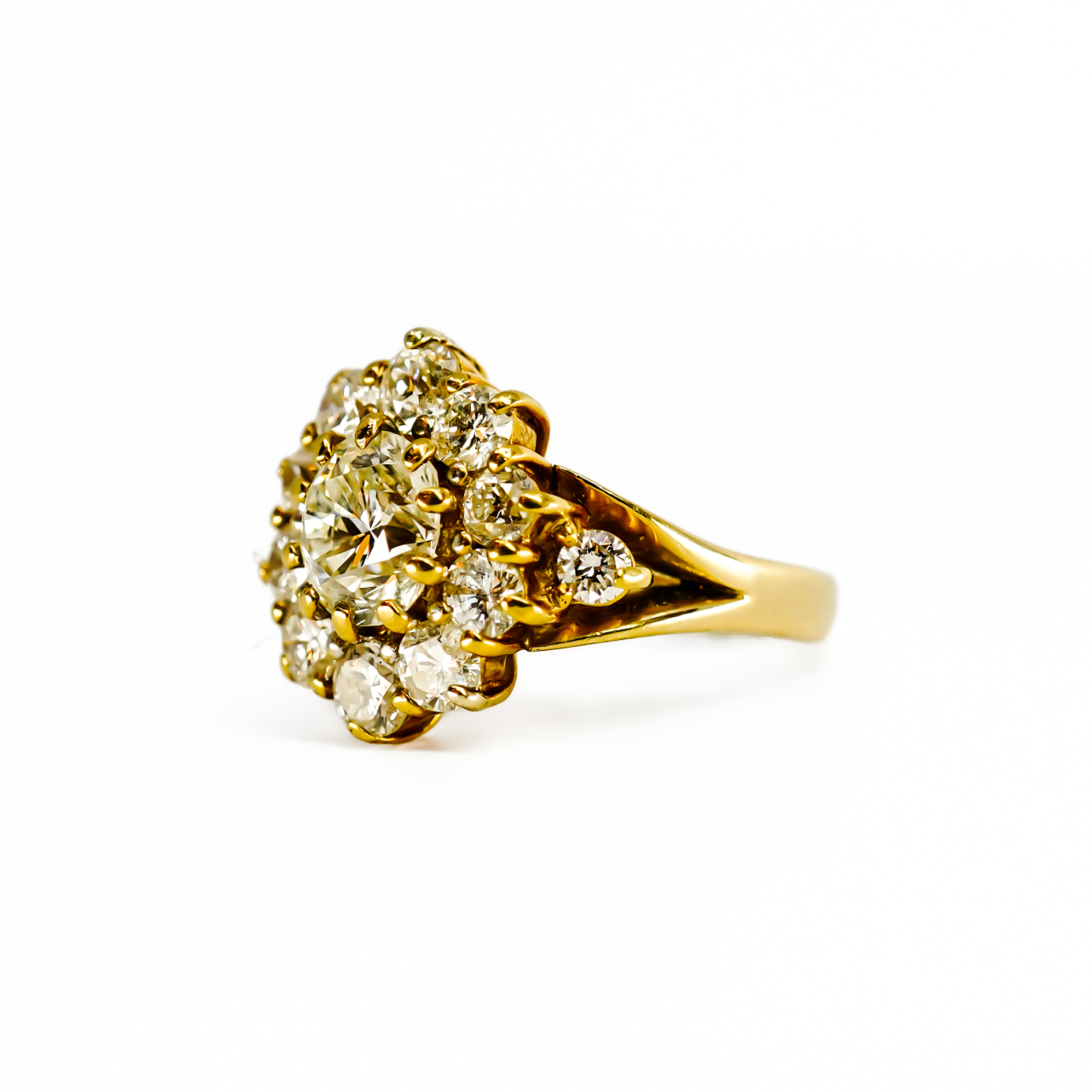 18ct Yellow Gold 4.35ct TDW Diamond Cluster Ring Val $64,210 Size L1/2 #44890 18ct Yellow Gold 4.35ct TDW Diamond Cluster Ring Val $64,210 Size L1/2 #44890 - Image 6