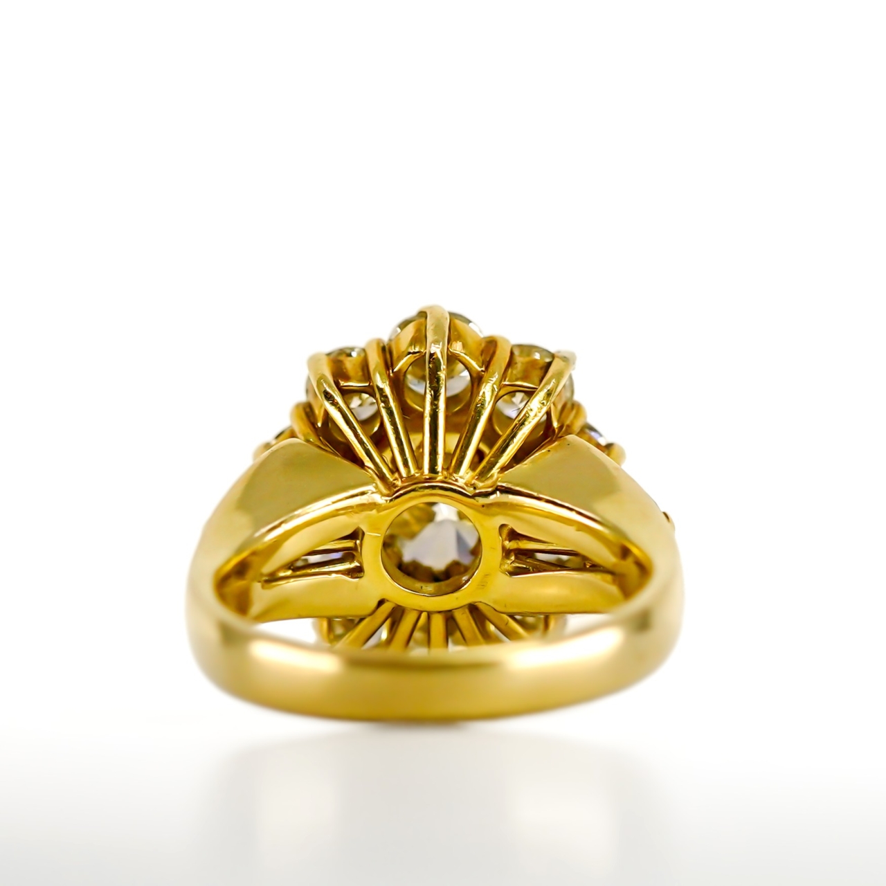 18ct Yellow Gold 4.35ct TDW Diamond Cluster Ring Val $64,210 Size L1/2 #44890 18ct Yellow Gold 4.35ct TDW Diamond Cluster Ring Val $64,210 Size L1/2 #44890 - Image 11