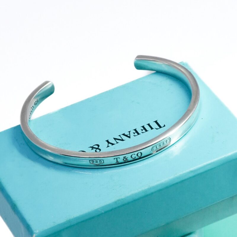 Tiffany & Co Sterling Silver Narrow Cuff Bangle Size Medium RRP$880 #65615