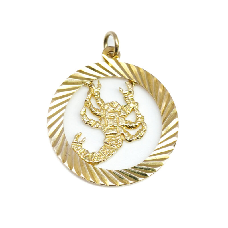 Vintage 9ct Yellow Gold Scorpion Pendant C/1973 #65410