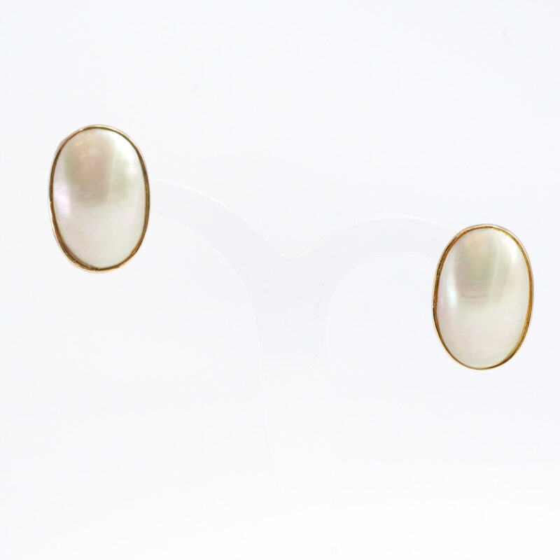 14ct Yellow Gold Oval Mabe Pearl Stud Earrings #57733