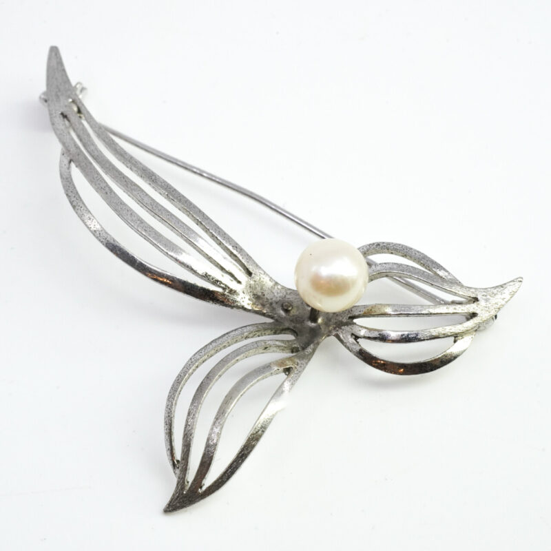 Collection of 3 Costume Brooches – Pearls & Diamantés #4255-1 - Image 9