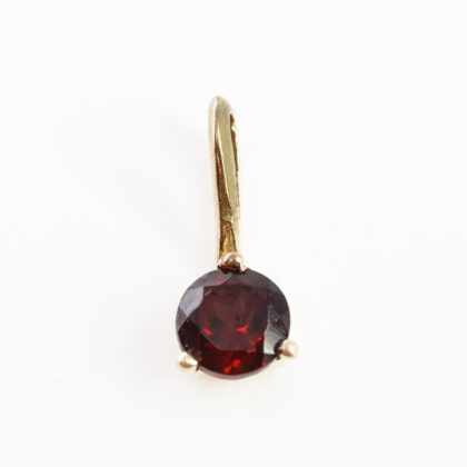 Small Garnet Pendant – 9ct Yellow Gold #4255-15