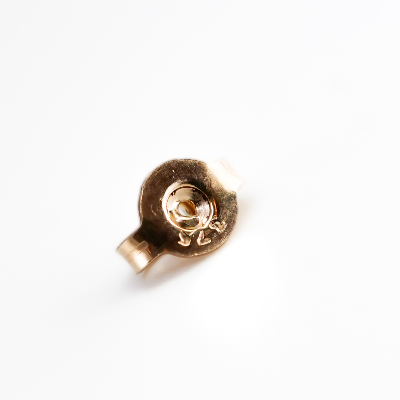 9ct Yellow Gold Small Diamond Screw Back Stud Earrings #1193-29 9ct Yellow Gold Small Diamond Screw Back Stud Earrings #1193-29 - Image 4