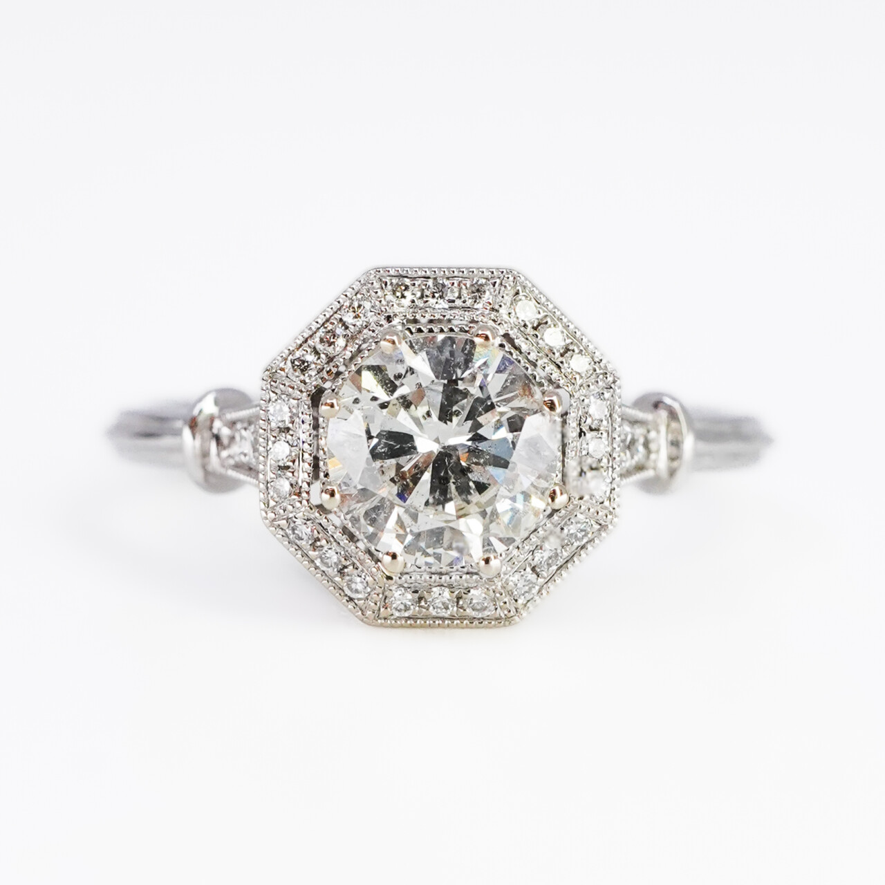 18ct White Gold Vintage-Inspired Diamond Ring – 1.0ct TW Size M 1/2 Val $7200 #65500-1 18ct White Gold Vintage-Inspired Diamond Ring – 1.0ct TW Size M 1/2 Val $7200 #65500-1 - Image 4