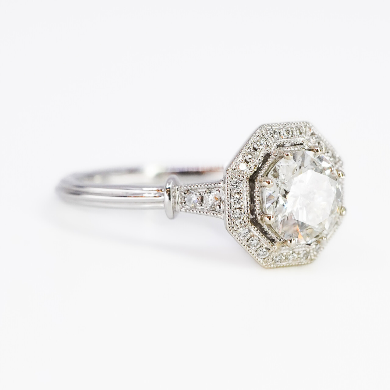 18ct White Gold Vintage-Inspired Diamond Ring – 1.0ct TW Size M 1/2 Val $7200 #65500-1 18ct White Gold Vintage-Inspired Diamond Ring – 1.0ct TW Size M 1/2 Val $7200 #65500-1 - Image 5