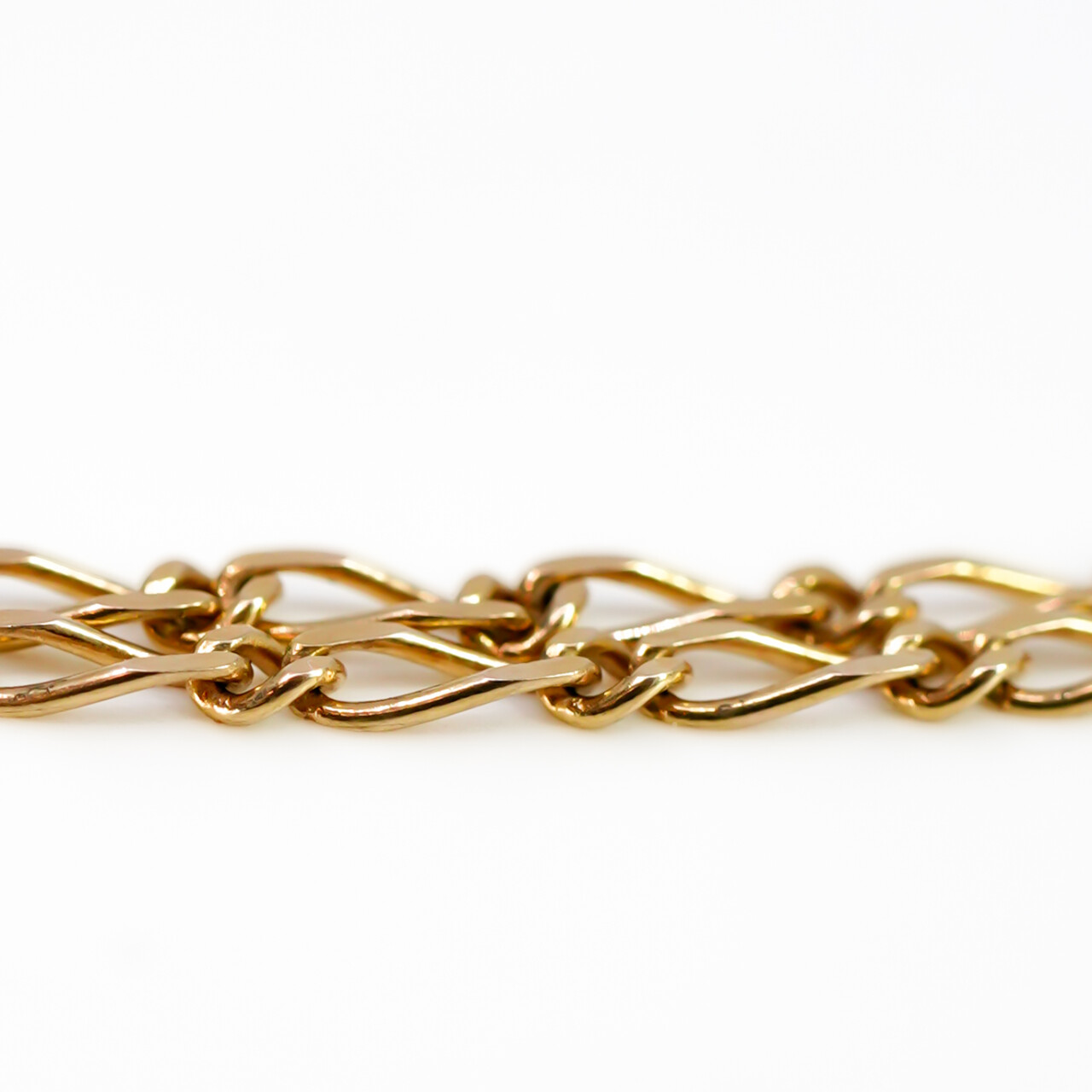 9ct Yellow Gold Figaro Link Chain Necklace 60cm #66185 9ct Yellow Gold Figaro Link Chain Necklace 60cm #66185 - Image 4