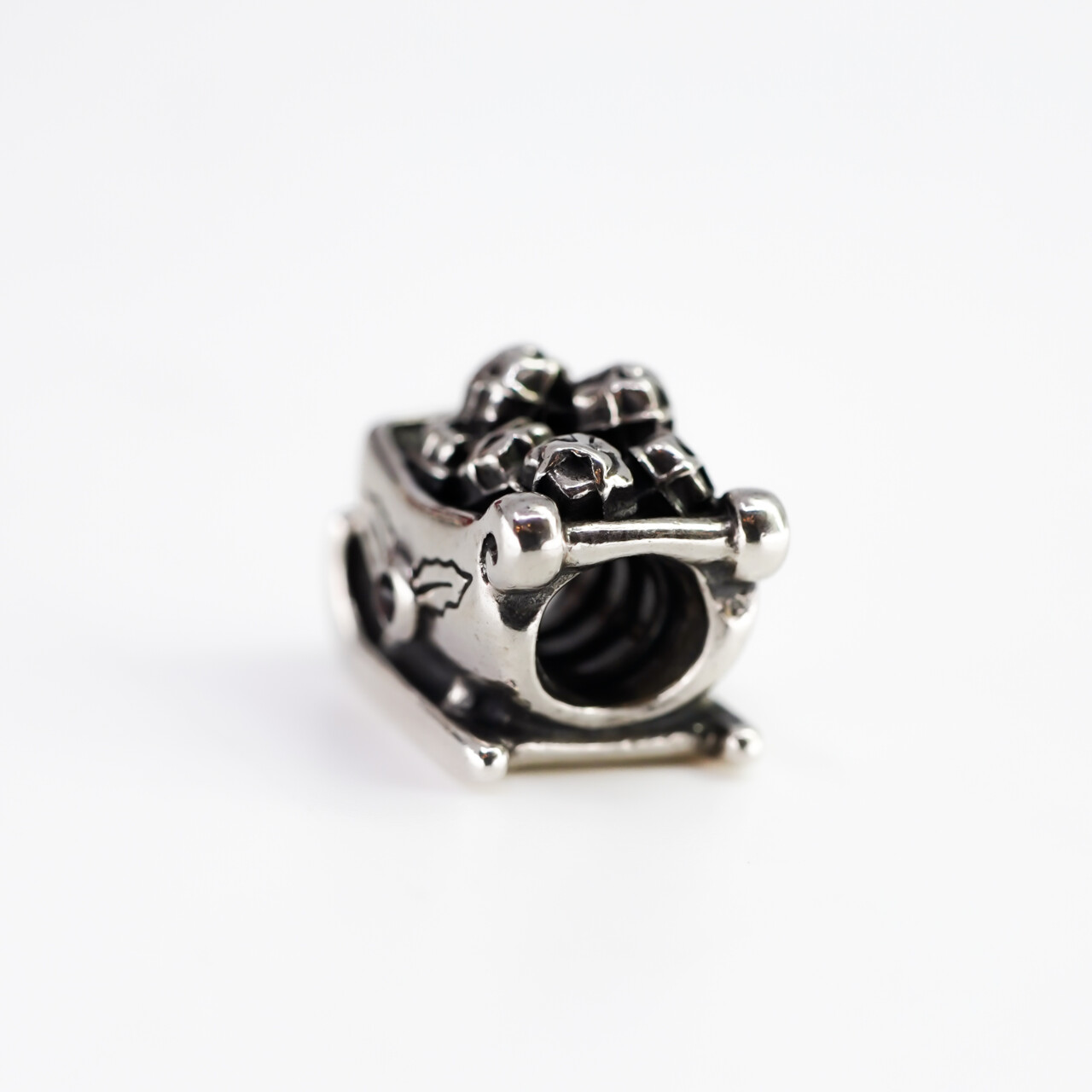 Pandora Sterling Silver Santas Sleigh with Garnet Holly Charm #65169-4 Pandora Sterling Silver Santas Sleigh with Garnet Holly Charm #65169-4 - Image 3