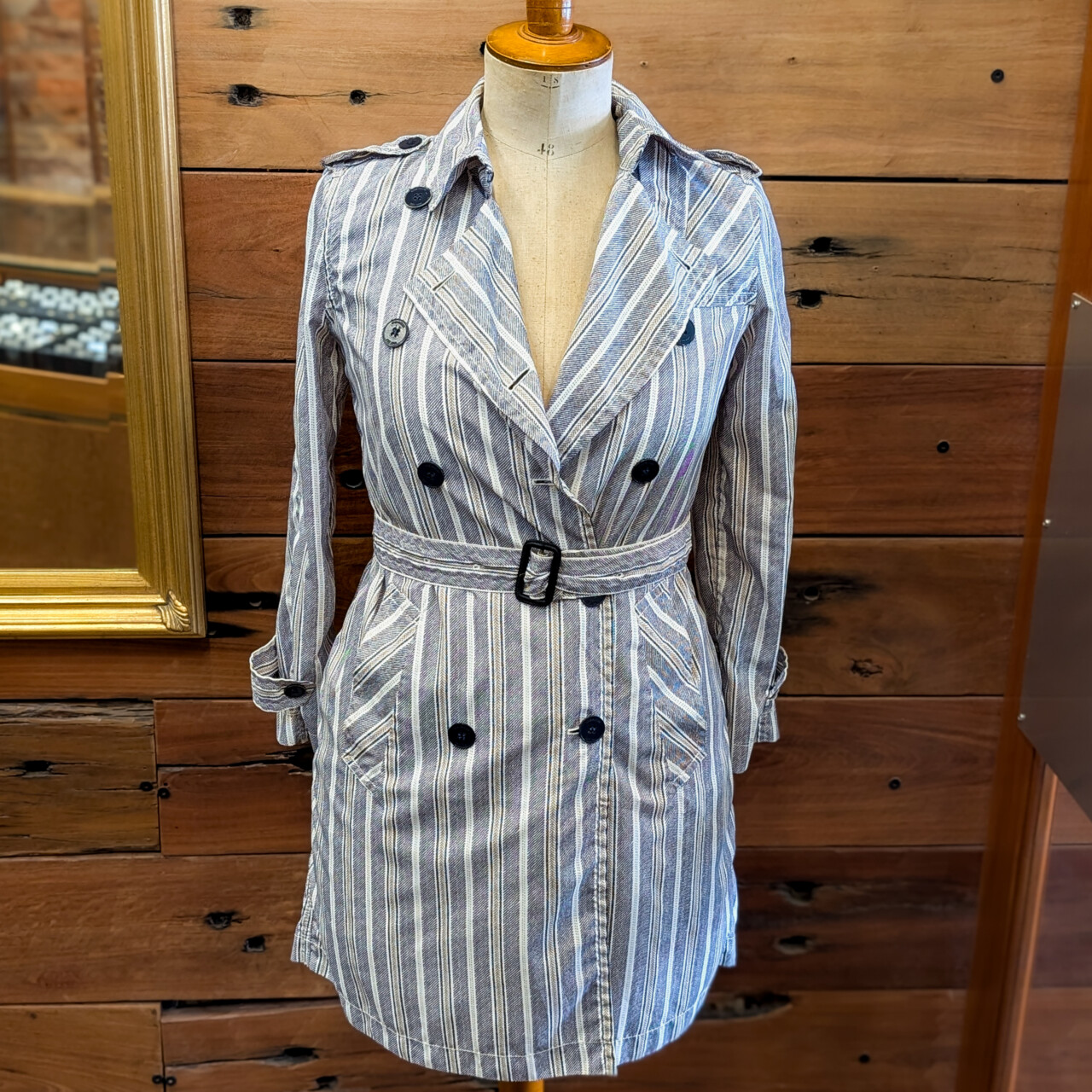 Coach Striped Rain Coat Jacket – Size XS/TP – Grey/White/Green #66087 Coach Striped Rain Coat Jacket – Size XS/TP – Grey/White/Green #66087