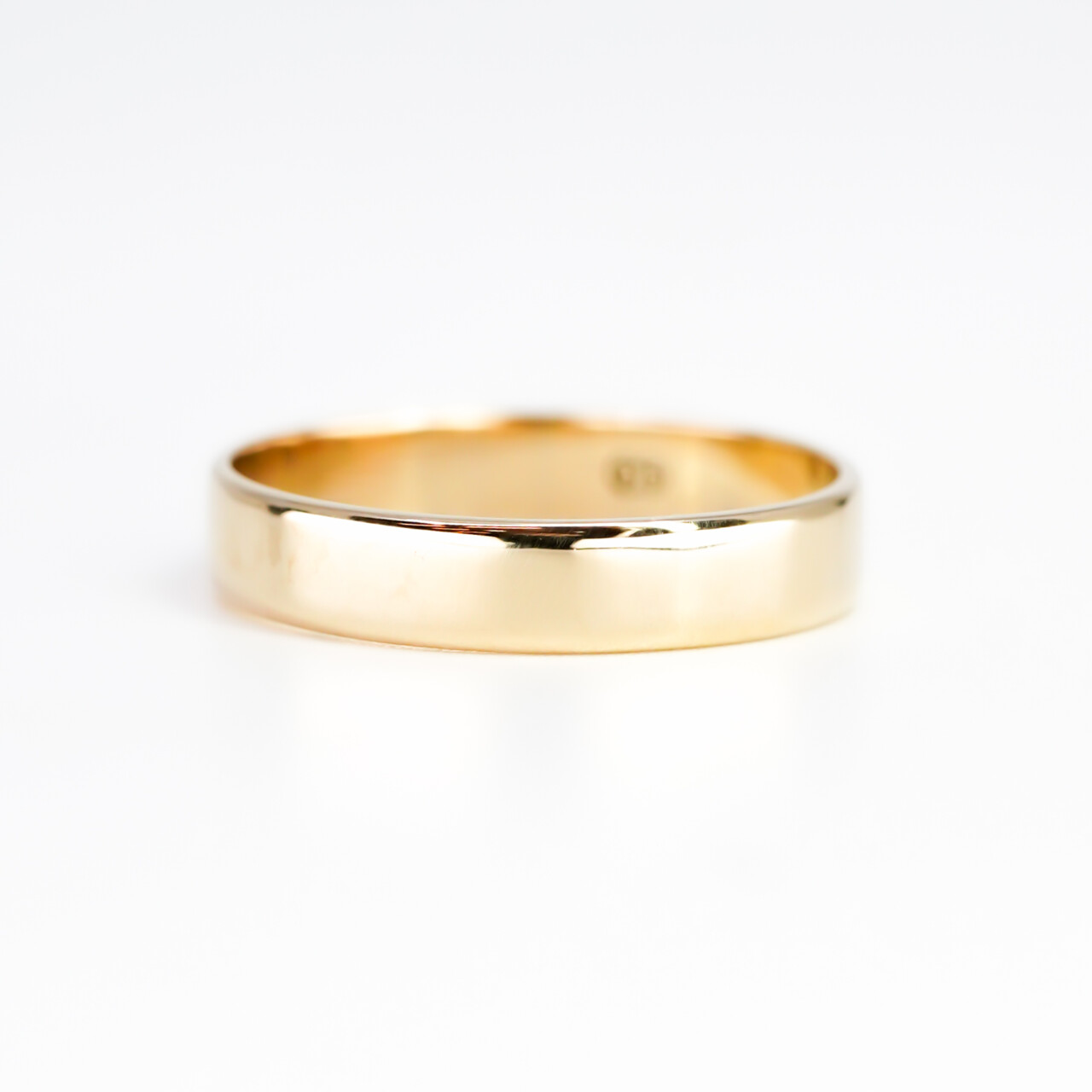 9ct Yellow Gold 3.8mm Wedding Band Ring Size N 1/2 #66211 9ct Yellow Gold 3.8mm Wedding Band Ring Size N 1/2 #66211 - Image 3