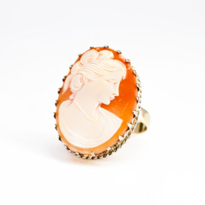 9ct Yellow Gold Large Cameo Ring Size R 1/2 #66264
