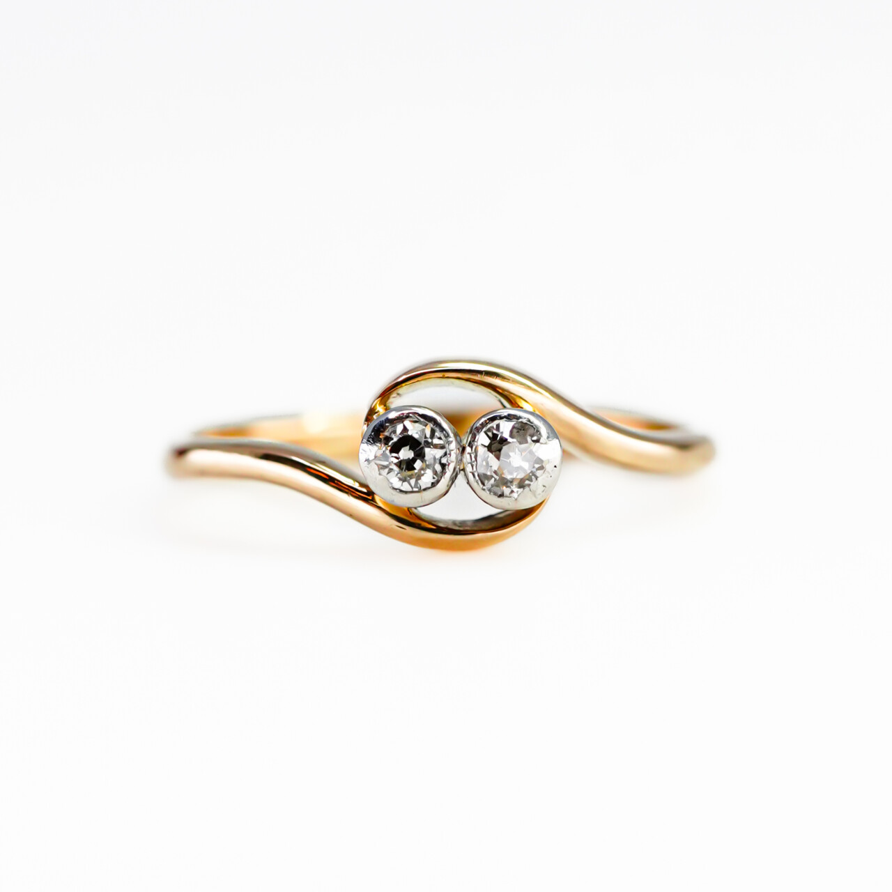 Vintage 18ct Yellow Gold Moi et Toi Diamond Ring Size O #66293 Vintage 18ct Yellow Gold Moi et Toi Diamond Ring Size O #66293