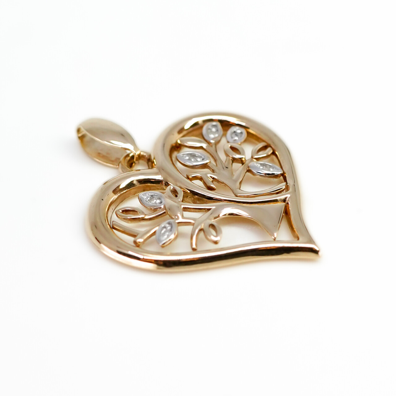 9ct Yellow Gold Diamond Tree of Life Heart Pendant – 23mm #66628 9ct Yellow Gold Diamond Tree of Life Heart Pendant – 23mm #66628 - Image 5