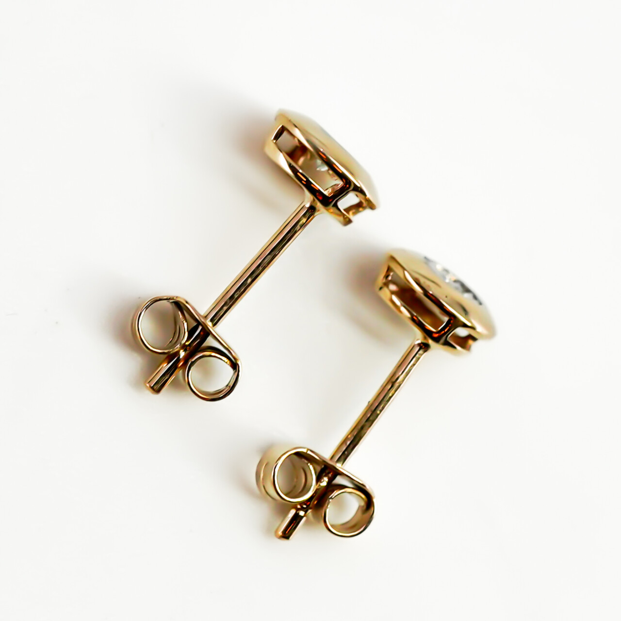 9ct Yellow Gold Diamond Illusion Stud Earrings #66785 9ct Yellow Gold Diamond Illusion Stud Earrings #66785 - Image 8