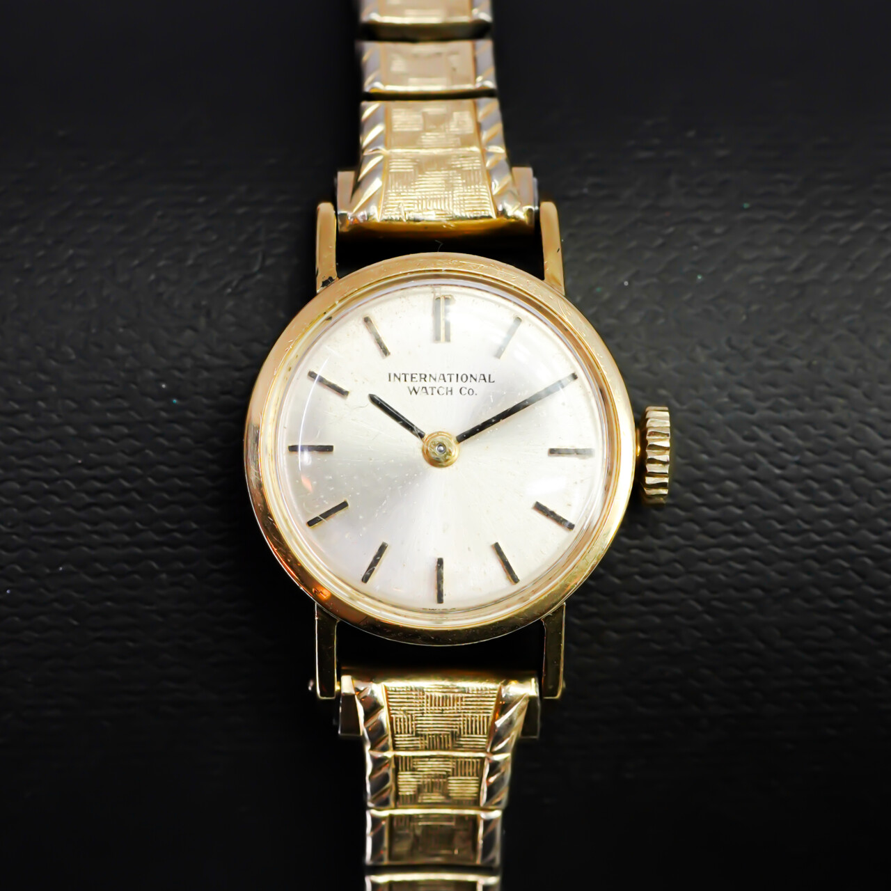 Vintage 18ct Yellow Gold Ladies IWC International Watch Co Manual C.1975 #59277