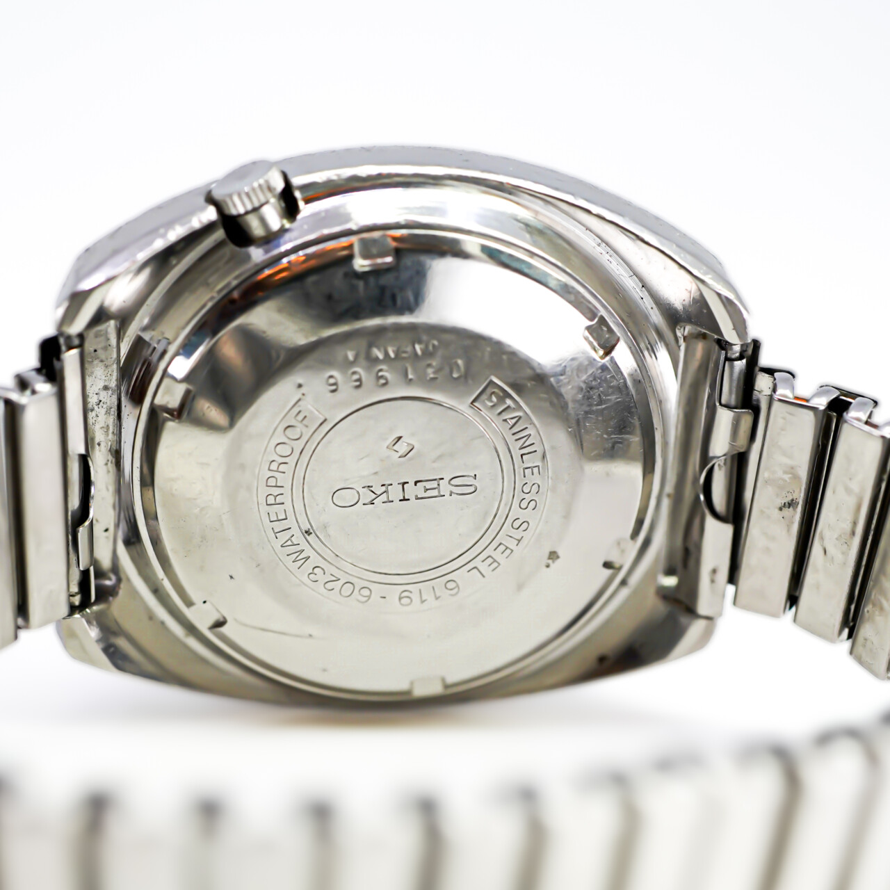 For Parts / Not Running Vintage Seiko 5 Sports 6119-6023 Watch #63110 For Parts / Not Running Vintage Seiko 5 Sports 6119-6023 Watch #63110 - Image 2