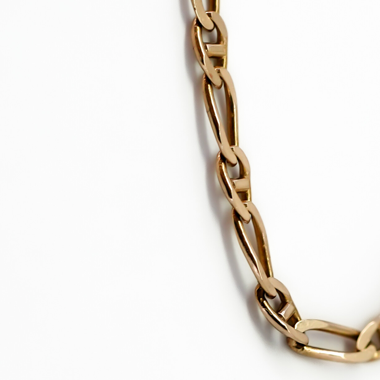 9ct Yellow Gold Anchor Figaro Link Chain Necklace 45cm #67117 9ct Yellow Gold Anchor Figaro Link Chain Necklace 45cm #67117 - Image 6